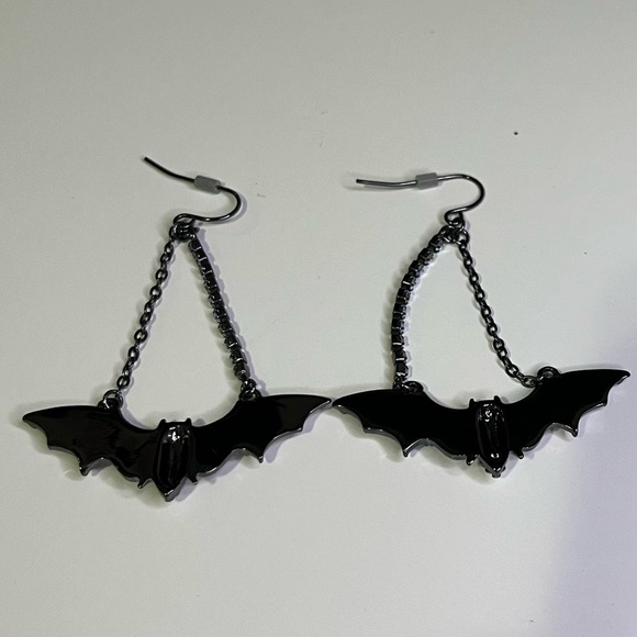 Halloween Betsey Johnson Bat Earrings - Picture 3 of 5